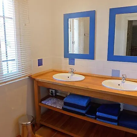 Semesterbostad Pardigon Sleeps 10 Pool Air Con Wifi *